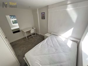 Photo 6- click for photo gallery